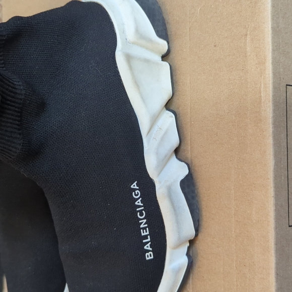 Balenciaga Women's Speed Knit Trainers in Black/White - Size 37/US 7 - Picture 7 of 10